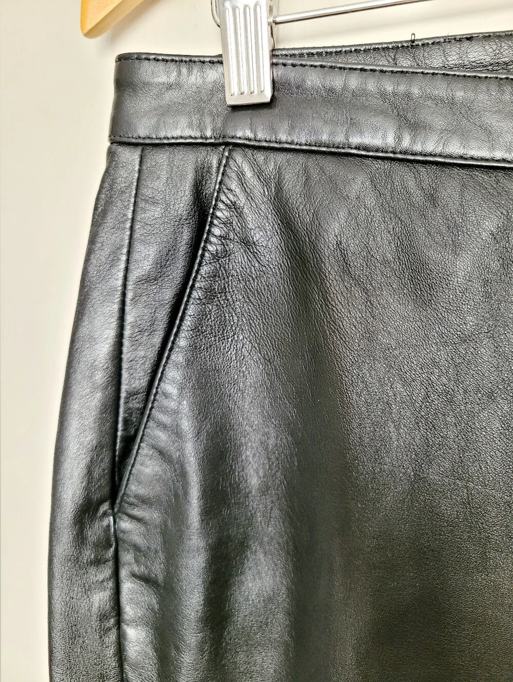 Outer Edge 100% Real Lamb Leather Moto/Biker Black Pants Straight Leg Medium
